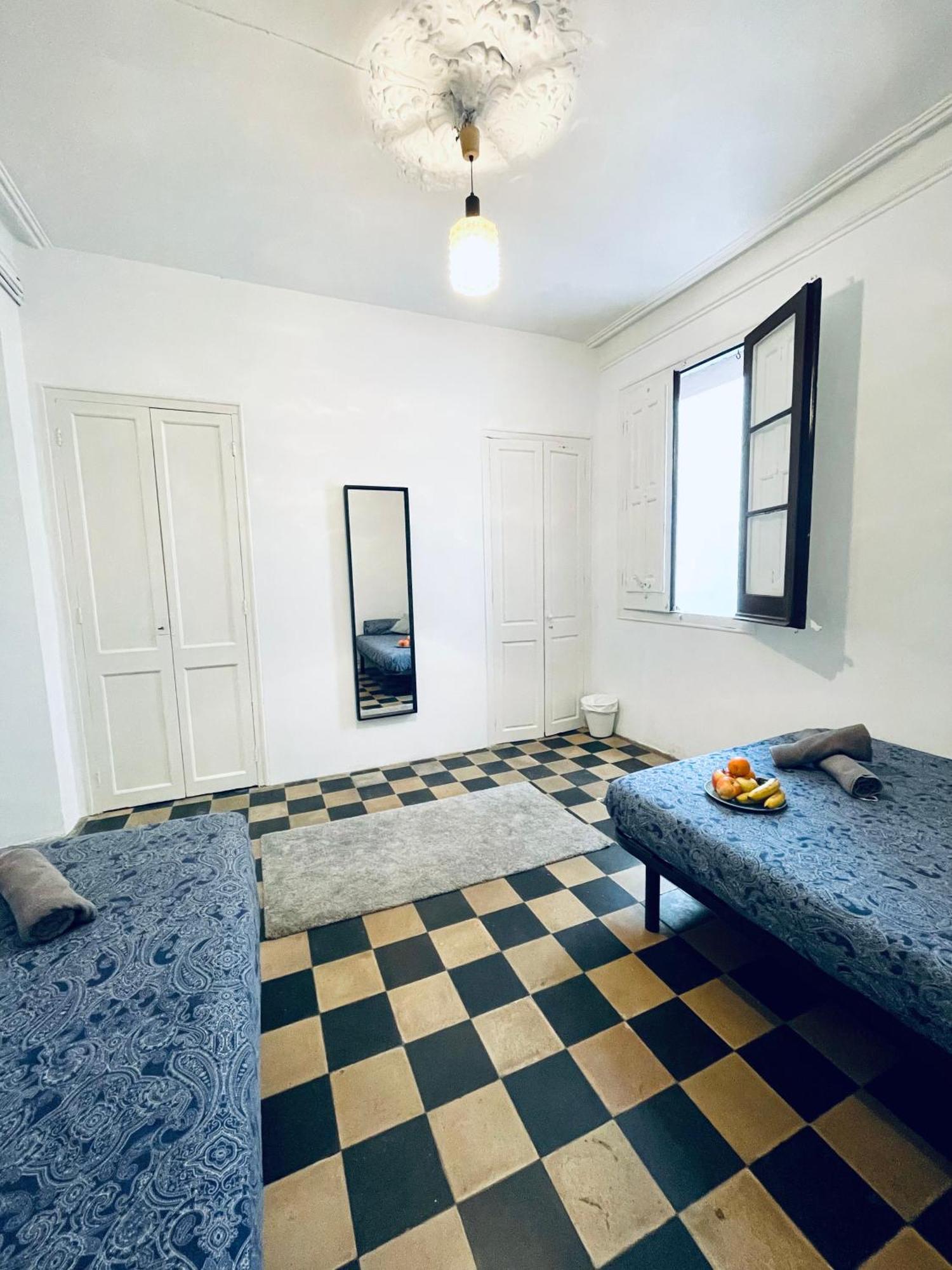 Couette-café Banys Nous 4